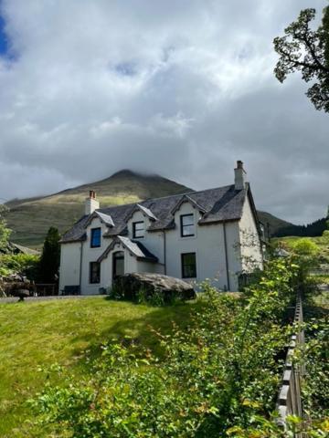 Beautiful Farm House At The Foot Of Ben More. Кріанларіх Екстер'єр фото